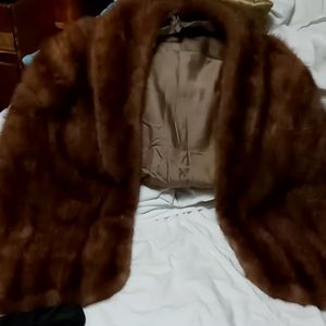Vintage brown mink stole cap